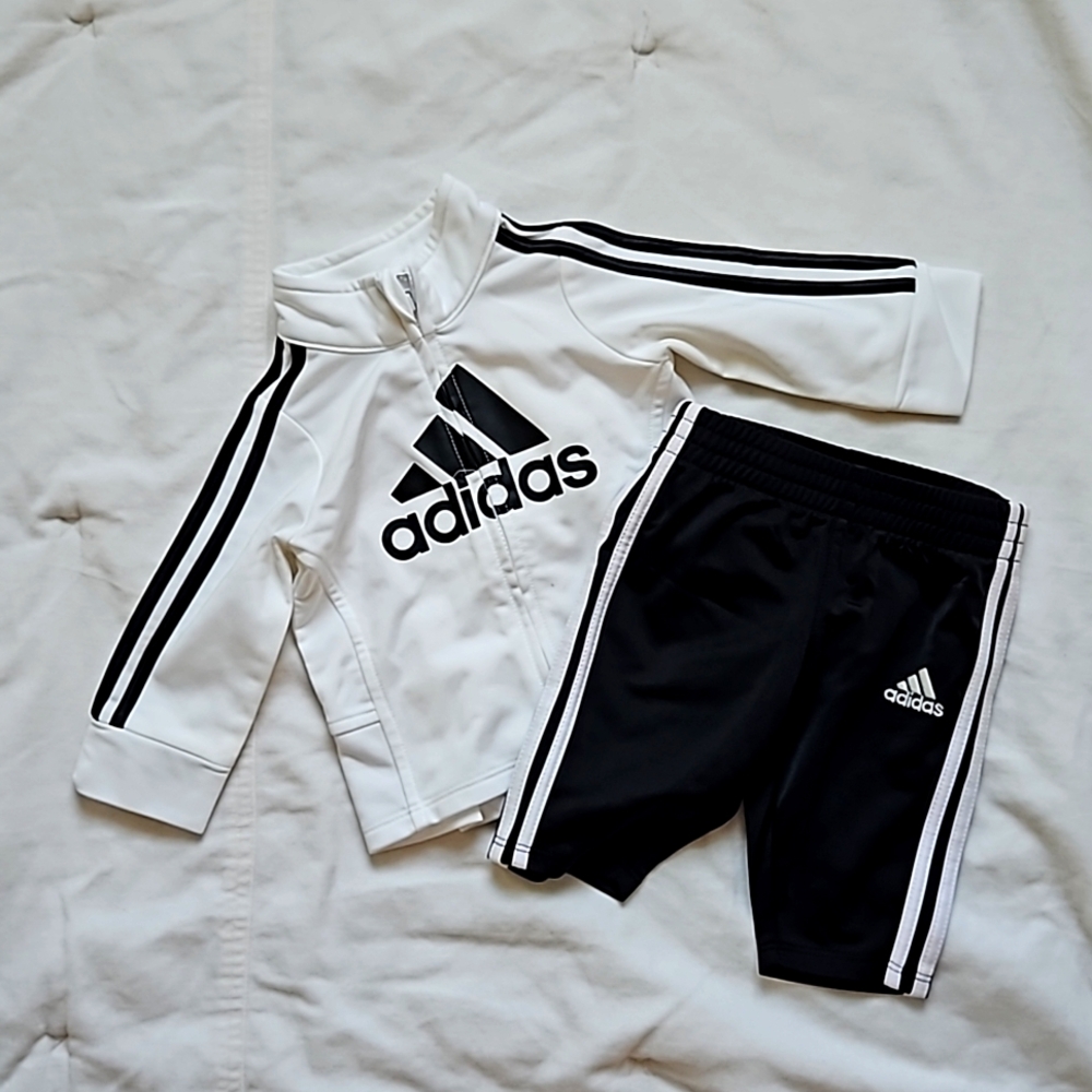 ADIDAS Baby Girl/Boy Classic Track Suit Set size 3M